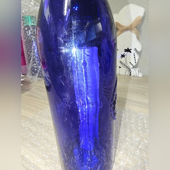 Starbucks NWT blue glass water bottle. - Picture 9 of 16